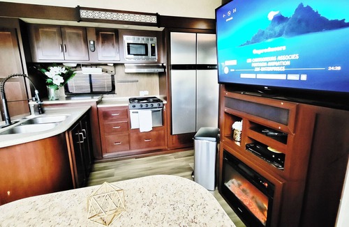 Idaho Falls House | The Grove. Private 5-Acre RV Retreat. Family Friendly
