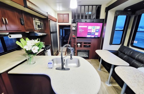 Idaho Falls House | The Grove. Private 5-Acre RV Retreat. Family Friendly
