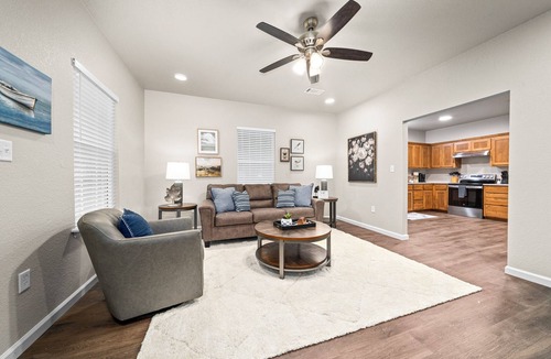 Fort Smith House | The Lecta House-Modern Art Haven