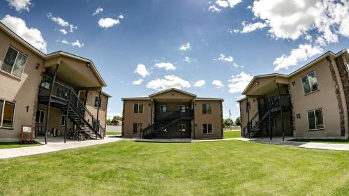 Rexburg Hotel | The Raspberry Garden Luxury Hotel & Suites