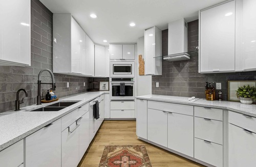 Elkhorn Village Condo | The Summit Stay | Pool | Pickleball | Hot Tub