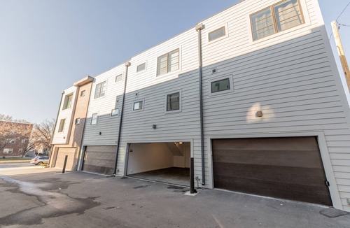 Downtown Salt Lake City House | The Trend: New Townhome with Private Garage, 5 Beds, 3 Desks, Walk to Downtown