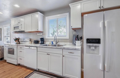 Buhl House | The West End Cottage