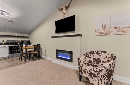 Blackfoot Apartment | The Wild West Getaway-Blackfoot