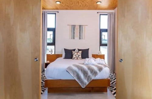 Quincy House | The Wine Box 11B at Cave B Ridge Wine Relax Enjoy