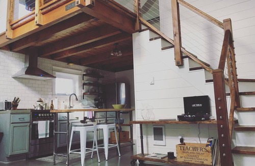 St. Johns Cottage | This light, bright cottage is located in St Johns in Portland