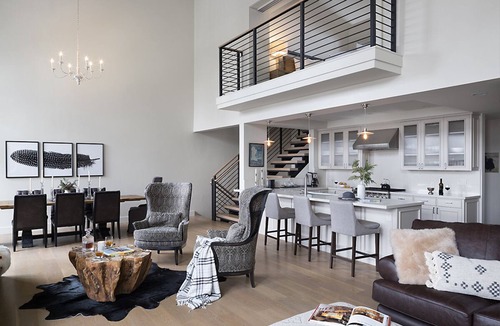 Jackson Villa | Three Bedroom, Open Concept Living