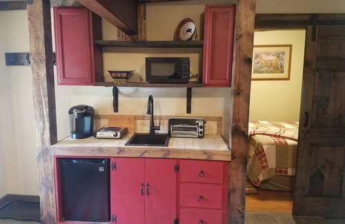 Three Forks Apartment | Three Forks Saddlery's "Cowboy Cabin"