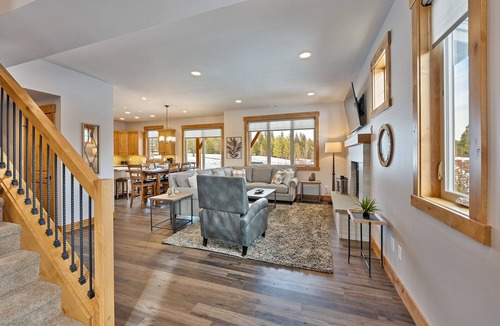 Cle Elum House | Trailhead Townhomes are the Perfect Place to Explore all Suncadia has to offer!