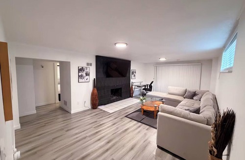 Puyallup House | Tranquil 2-bedroom house in charming Puyallup welcomes you
