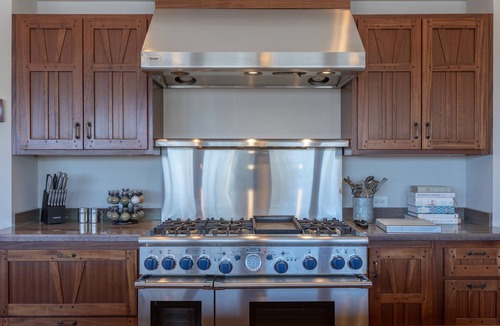 Teton Village House | Trinity :Sleeps 10- HotTub-GameRoom-Huge Kitchen-Perfect4Groups Tram & Mtn View