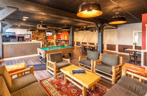 Moran Hotel | Two Enchanting Mountain Cabin with Lodge Feel | Close to Yellowstone