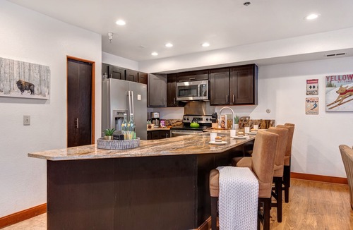 North Park City Condo | Unbeatable Location and Access to Year-Round Outdoor Recreation! Park City Silver Cliff 302