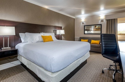 Logan Bed & Breakfast | University Inn