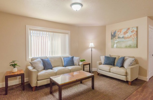 Logan Condo | Updated 2-bedroom condo with pool