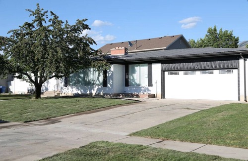 Logan House | Updated 4-bedroom home centrally located in Logan