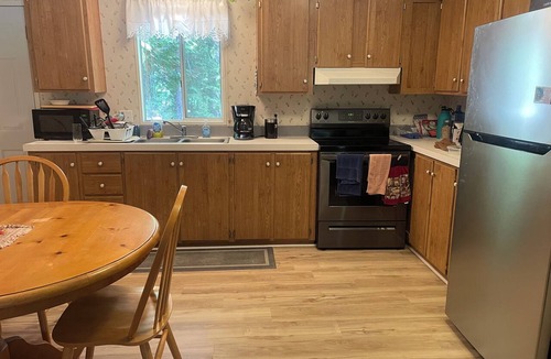 Troy House | Vacation Rental at Breathtaking Angel Island Bull Lake,Montana
