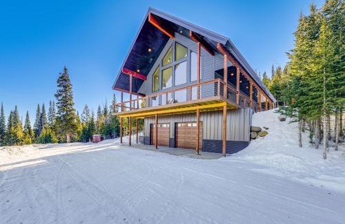 Dubois House | Views, Trails, Hot Tub & More: Luxe Wyoming Oasis