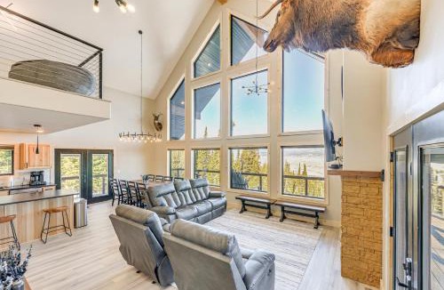 Dubois House | Views, Trails, Hot Tub & More: Luxe Wyoming Oasis