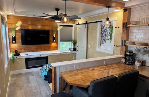 Heart of Missoula Apartment | Walkable Modern Furnished DT Studio Near UM