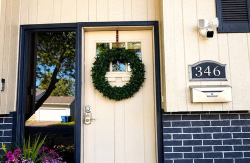 Logan House | Walking distance to anywhere, in downtown restaurants,stores and parks.