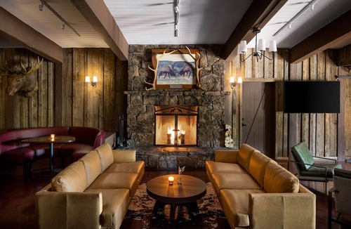 Jackson Hotel | Warm, Inviting Stay with Firepits and Outdoor Spaces