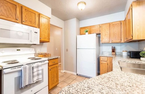 Cottonwood Heights Villa | Wasatch Grove - Prvt Hot Tub, Close to Resorts!