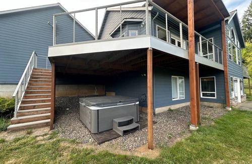 Washougal House | Washougal 4BR - Hot Tub, Sauna, Private 5 Acres