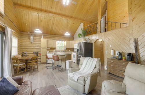 Sheridan Cottage | Waterfront Cabin w/Bighorn Mountain Views!