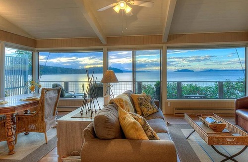 Deer Harbor Cottage | Waterfront Cottage Rental with Spectacular Sunset Views on Orcas Island, Washington