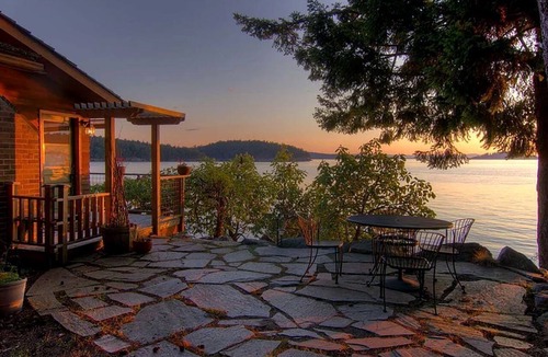 Deer Harbor Cottage | Waterfront Cottage Rental with Spectacular Sunset Views on Orcas Island, Washington
