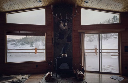 Alpine House | Welcome to Lucky Cub Ranch!