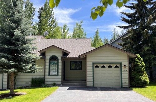 Whitefish Condo | Welcome to Mountain Harbor Fisherman's Roost, #156