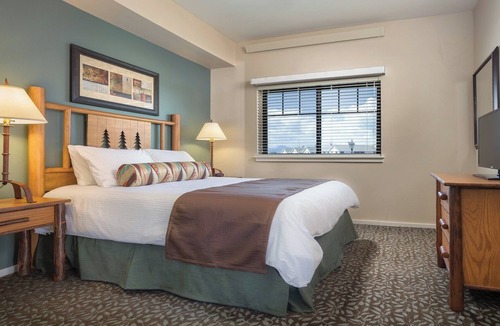 West Yellowstone Resort | West Yellowstone Getaway Near National Park, Pools & Family-Friendly Stay