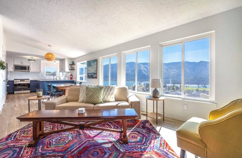 Lyle House | Wind View - River View, Lyle, WA - Kiteboarders Paradise