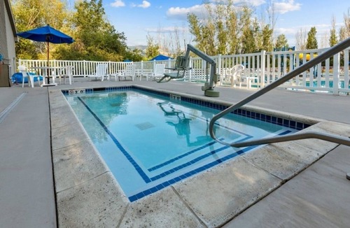 Wolf Creek Resort | Wolf Creek | Cozy Ski Retreat | Pool + Ski