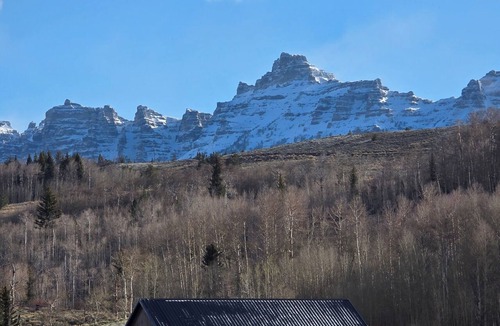 Dubois House | Wonderful 3-bedroom house in Dubois perfect for your getaway peace and quiet