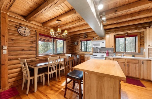 New Meadows Cabin | Woodland Chalet Near Brundage Mountain
