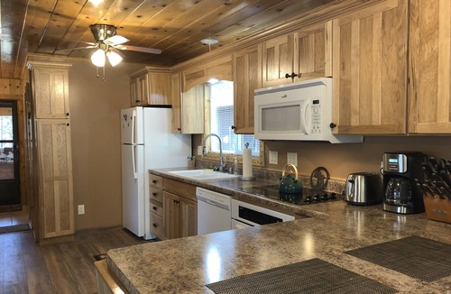 Island Park Cabin | Woodland retreat/hot tub/Near Yellowstone