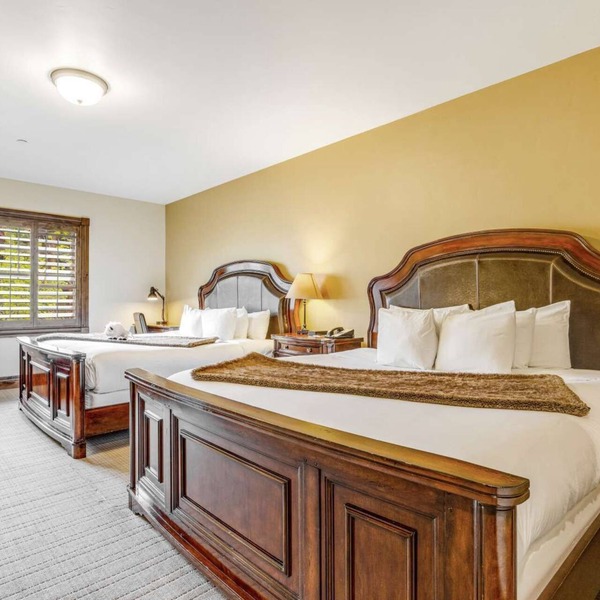 Downtown Jackson - Double King Suite