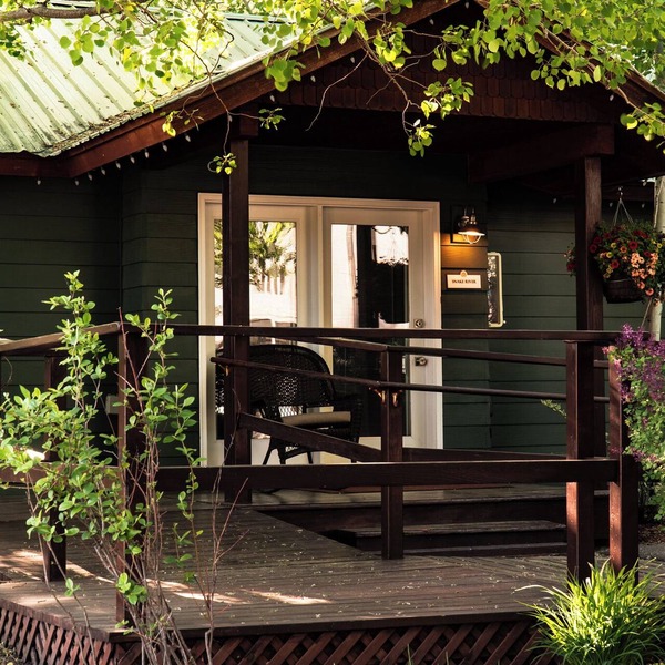Huff House Inn and Cabins