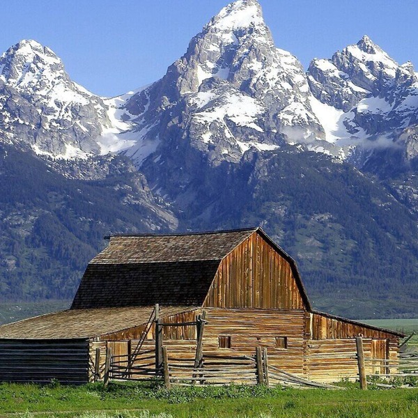 Jackson Hole condo in the Aspens. A retreat close to Nat. Parks & JHMR, King Bed