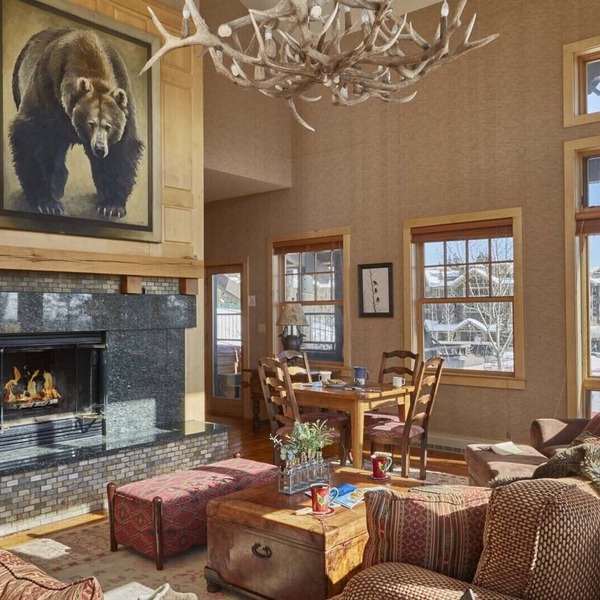 JHRL - Cody House 1A - Incredible Base Location