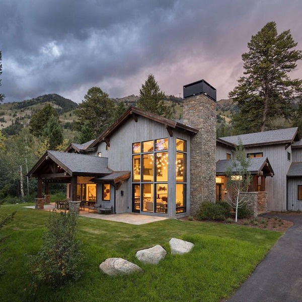 Luxury Private Mountain Home w/Hot Tub