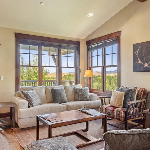 Outpost: Grand View 3240 - AC and Teton Views!