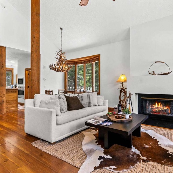 RMR: Tram Tower 4 Condo in Teton Village