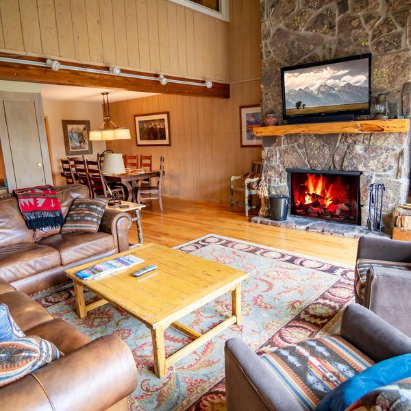 Ski In, Family Sized Teton Village Townhouse