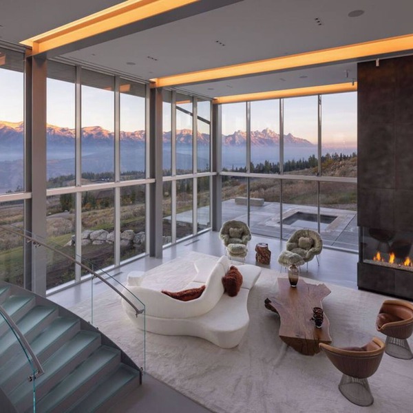 Stunning over 11K sq ft NEW modern glass 6-bed 9-bath estate in Jackson Hole