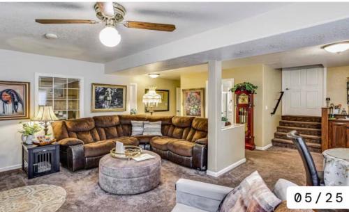 2 BR 1500 sq ft Suite, sauna,hot tub, gym in Graham