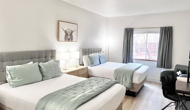 2070 | Remodeled 2Q Near Park City | Pool/Hot Tub